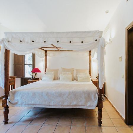 Villa & Guesthouse Paissa D'En Bernat Cala Tarida  Exteriér fotografie