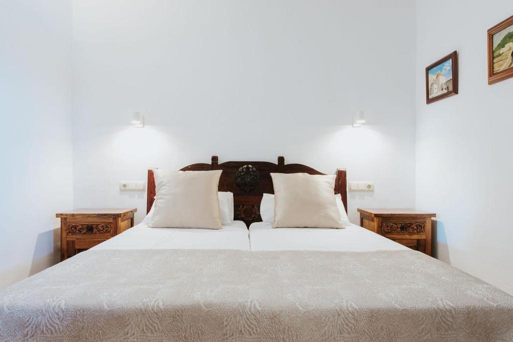 Villa & Guesthouse Paissa D'En Bernat Cala Tarida  Exteriér fotografie
